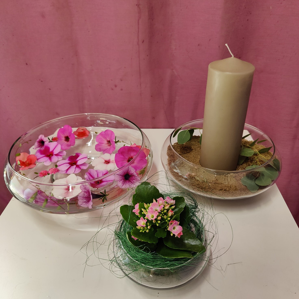 Monikäyttöiset lasikulhot käyvät leikkokukille, asetelmille, makeisille tai kynttilän alustaksi